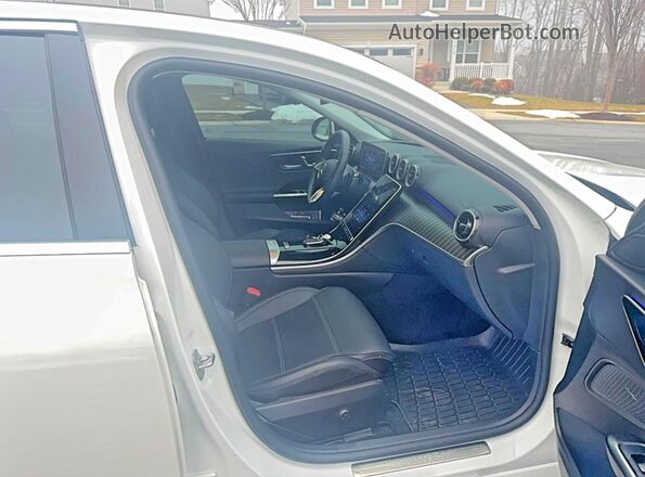 W1KAF4HB6PR136757 2023 MERCEDES-BENZ C Белый Вид сзади