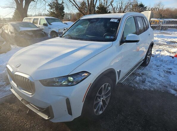 5UX23EU06T9081706 2026 BMW X5 Белый 