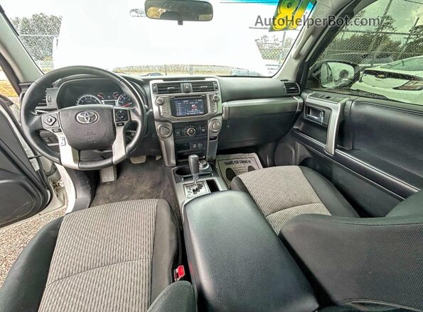 JTEBU5JR1J5557314 2018 TOYOTA 4RUNNER White 