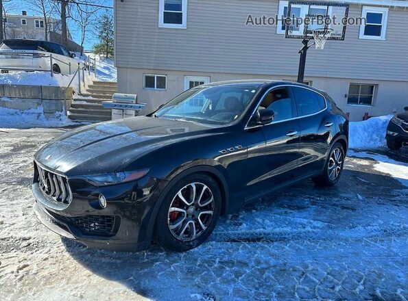 ZN661XUA2JX289537 2018 MASERATI LEVANTE Black 