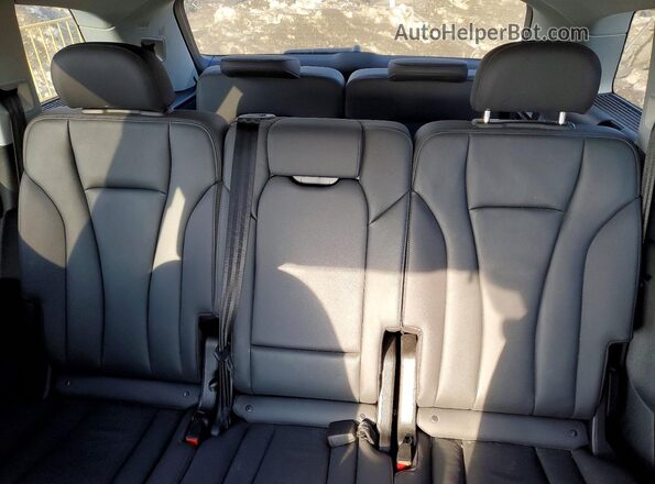 WA1LXBF72ND020155 2022 AUDI Q7 Black Вид задньої частини салону