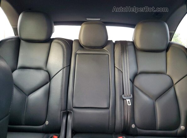 WP1AA2A2XJKA05577 2018 PORSCHE CAYENNE White 
