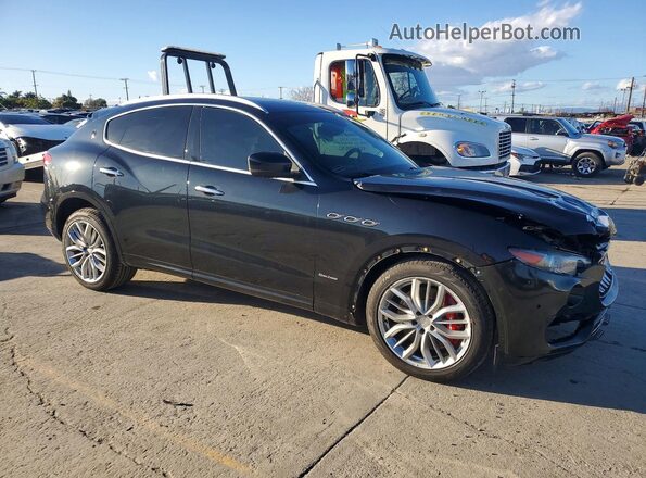 ZN661YUL2JX293482 2018 MASERATI LEVANTE Black 