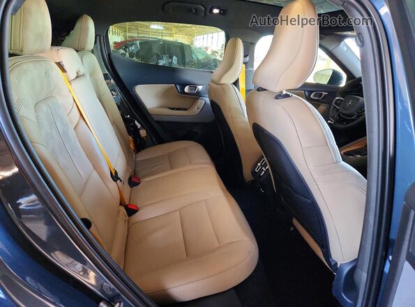 LPSED3KA1ML010180 2021 POLESTAR 2 Blue Vista interior trasera