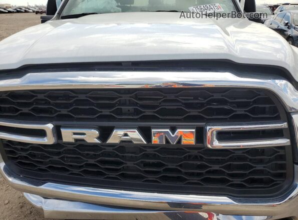 3C6UR5HJ1RG154959 2024 RAM 2500 White 
