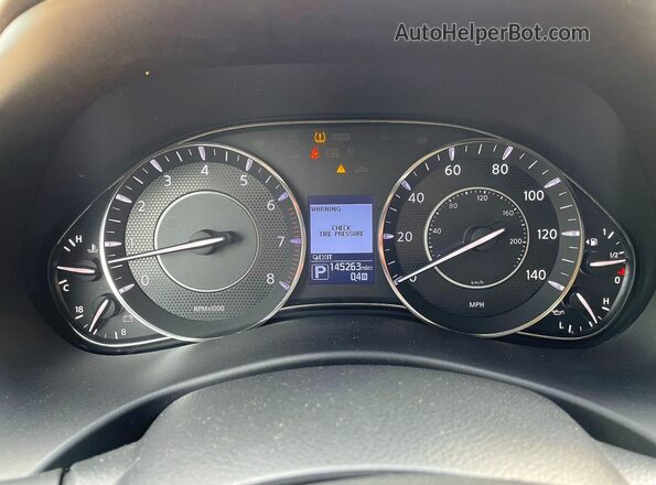 JN8AY2NC9H9501833 2017 NISSAN ARMADA White 