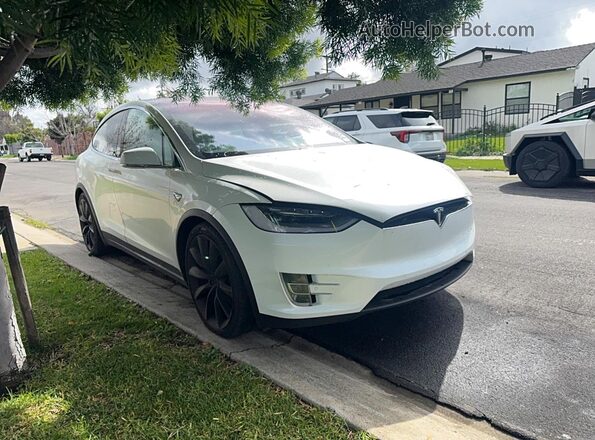 5YJXCDE48HF061148 2017 TESLA MODEL X White 