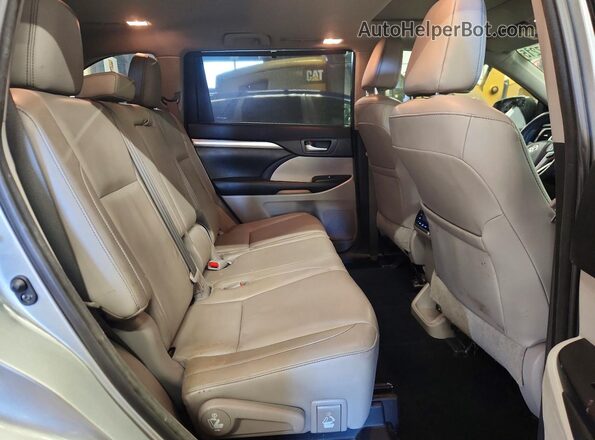 5TDJGRFH7HS026430 2017 TOYOTA HIGHLANDER HYBRID Silver 