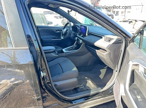 2T3T6RFVXRW070360 2024 TOYOTA RAV4 Черный Вид сзади