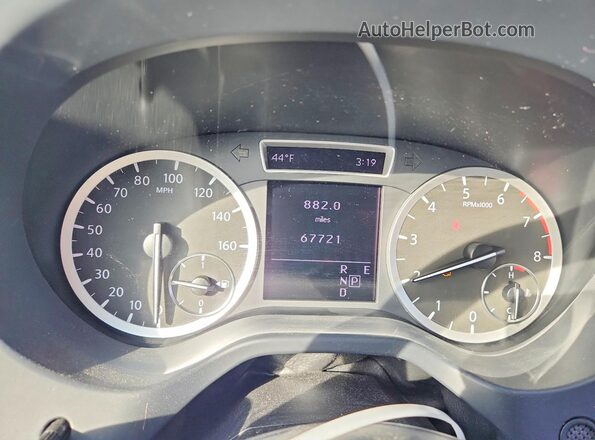 SJKCH5CP8KA008661 2019 INFINITI QX30 Серебряный Вид задних сидений