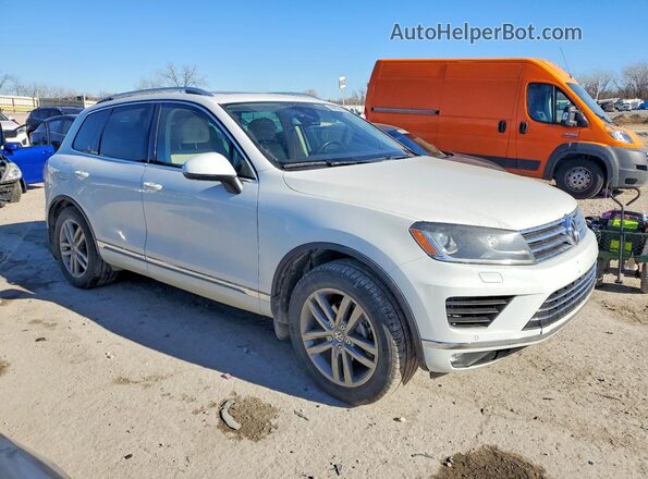 WVGEP9BP8GD002495 2016 VOLKSWAGEN TOUAREG White Вид спереду