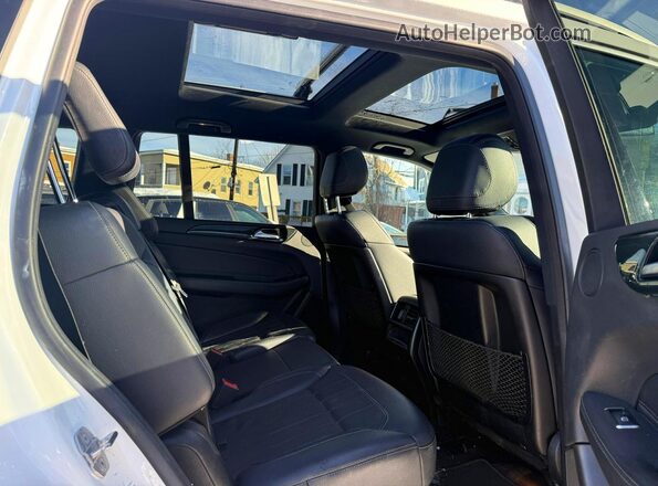 4JGDF6EE9KB220795 2019 MERCEDES-BENZ GLS White Rear interior view