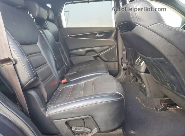 5XYPKDA50JG402199 2018 KIA SORENTO Gray 