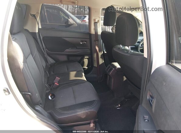 JA4AD2A32LZ009239 2020 MITSUBISHI OUTLANDER Белый Вид наклейки с VIN-кодом