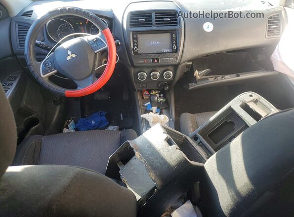JA4AP3AU2JZ006859 2018 MITSUBISHI OUTLANDER Красный Вид панели приборов
