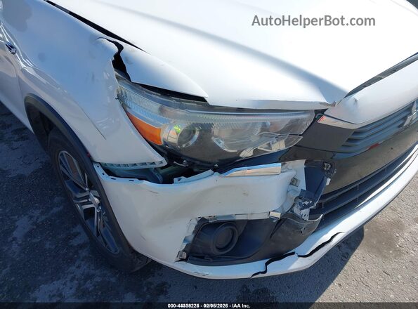 JA4AP3AW7GZ045831 2016 MITSUBISHI OUTLANDER SPORT White 