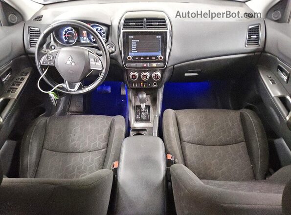 JA4APVAU2MU009001 2021 MITSUBISHI OUTLANDER Silver 