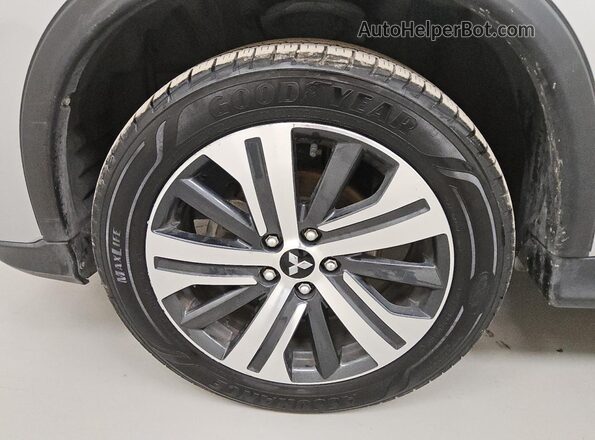 JA4APVAU2MU009001 2021 MITSUBISHI OUTLANDER Silver 