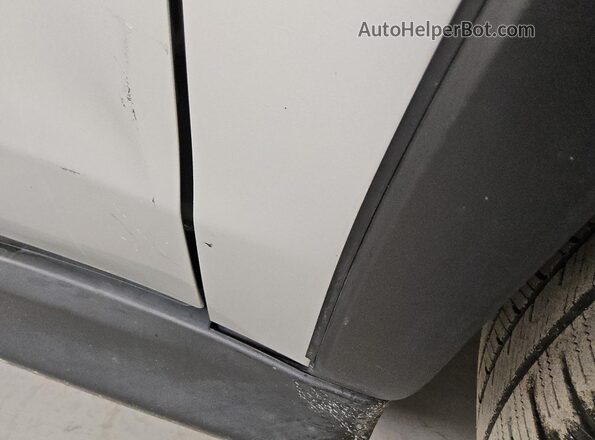 JA4APVAU2MU009001 2021 MITSUBISHI OUTLANDER Silver 