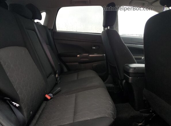 JA4APVAUXMU010090 2021 MITSUBISHI OUTLANDER Silver 