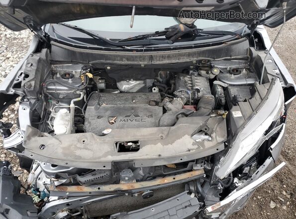 JA4APVAUXMU010090 2021 MITSUBISHI OUTLANDER Silver 