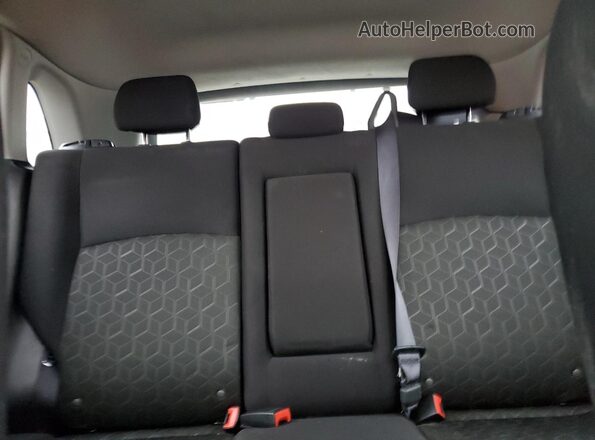 JA4APVAUXMU010090 2021 MITSUBISHI OUTLANDER Silver 