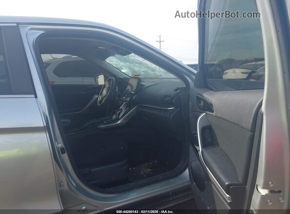 JA4ASVAA9NZ057426 2022 MITSUBISHI ECLIPSE CROSS Gray Widok wnętrza z przodu