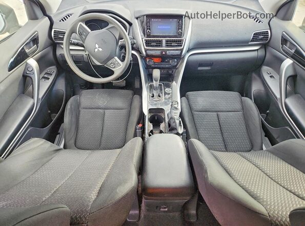 JA4AT3AA6JZ064166 2018 MITSUBISHI ECLIPSE Silver Vista del salpicadero