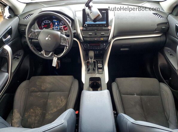 JA4ATWAA7SZ045273 2025 MITSUBISHI ECLIPSE Silver Vista del salpicadero