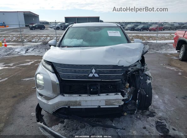 JA4J3VA81RZ065035 2024 MITSUBISHI OUTLANDER White Widok wnętrza z tyłu