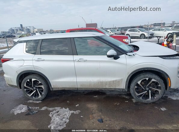 JA4J3VA81RZ065035 2024 MITSUBISHI OUTLANDER White Widok wnętrza 360 stopni