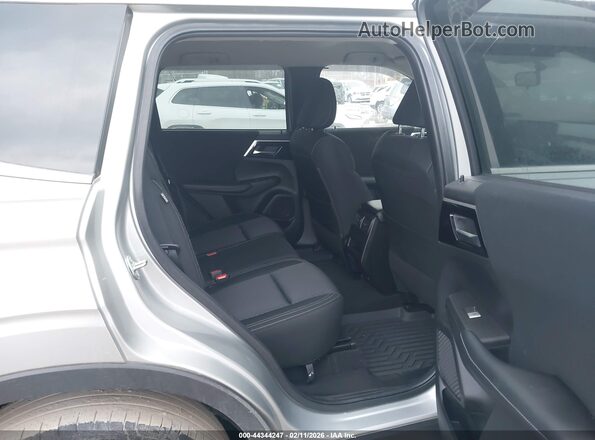JA4J4TA89NZ018170 2022 MITSUBISHI OUTLANDER Silver Vista de la etiqueta del VIN