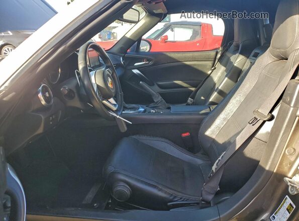 JC1NFAEK3J0137176 2018 FIAT 124 Green წინა სალონის ხედი
