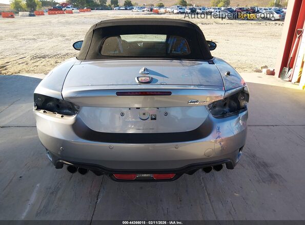 JC1NFAEKXH0119574 2017 FIAT 124 SPIDER Gray 