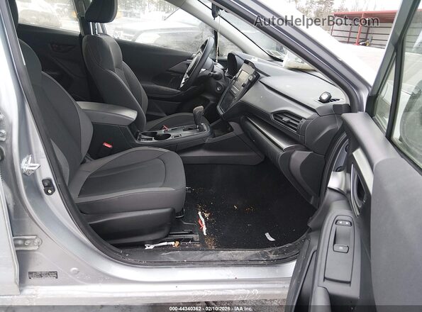 JF1GUABC7R8892770 2024 SUBARU IMPREZA Gray Front interior view