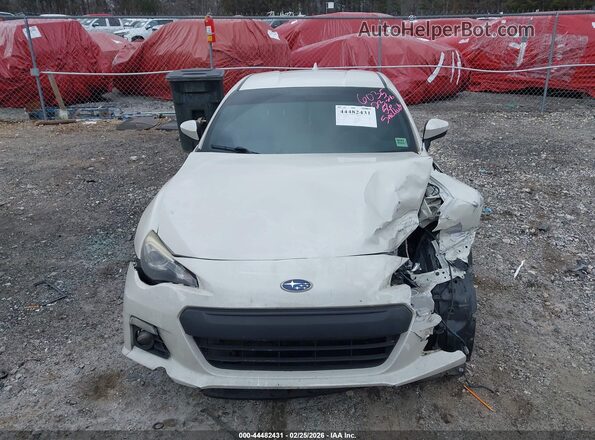 JF1ZCAC11G9603558 2016 SUBARU BRZ White Вид задньої частини салону