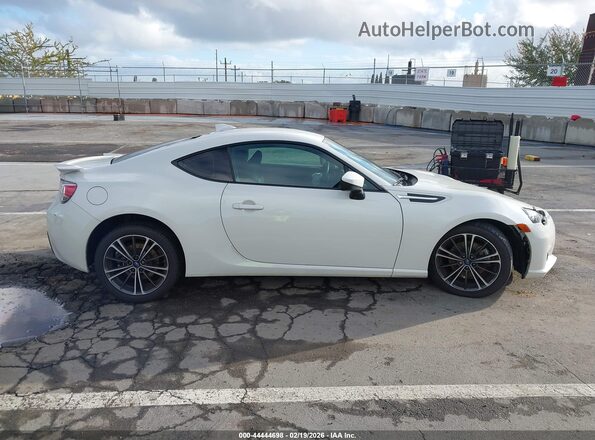 JF1ZCAC15G8602337 2016 SUBARU BRZ Cream Вид задньої частини салону