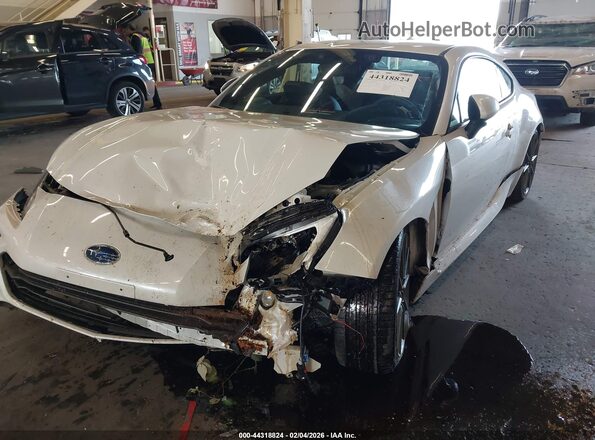 JF1ZDBE12R9702778 2024 SUBARU BRZ White Front view