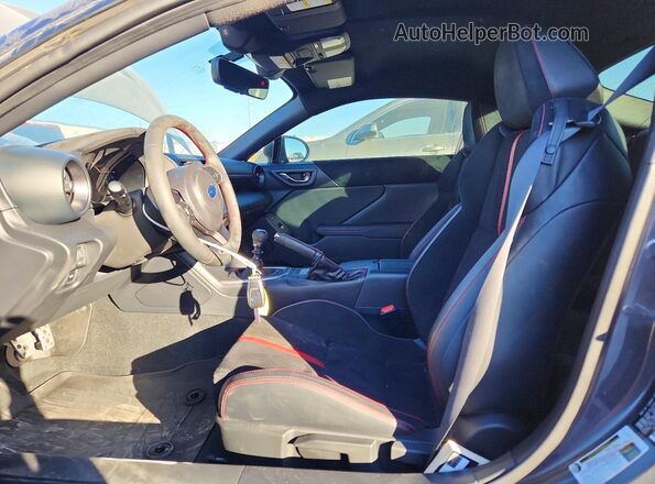 JF1ZDBE13R9701980 2024 SUBARU BRZ Gray Vista interior delantera