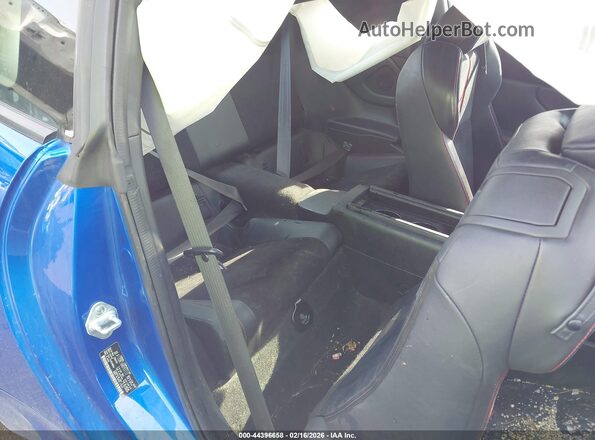JF1ZDBE16N9701112 2022 SUBARU BRZ Blue Вид наклейки з VIN-кодом