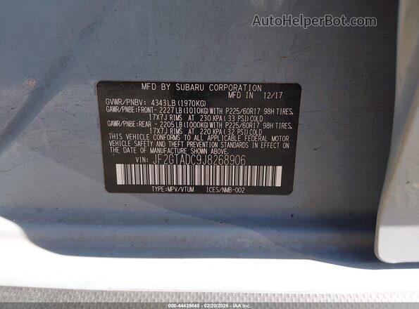 JF2GTADC9J8268906 2018 SUBARU CROSSTREK Light Blue Widok komory silnika