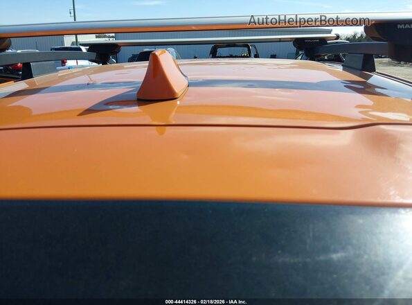 JF2GTANC1KH271573 2019 SUBARU CROSSTREK Orange 