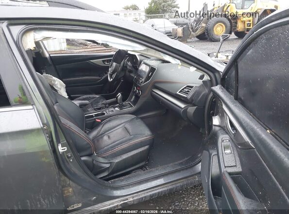 JF2GTHNC1NH223682 2022 SUBARU CROSSTREK Gray Front interior view