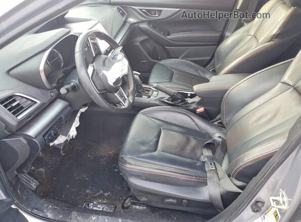 JF2GTHNC3N8238149 2022 SUBARU CROSSTREK Серебряный Вид салона спереди