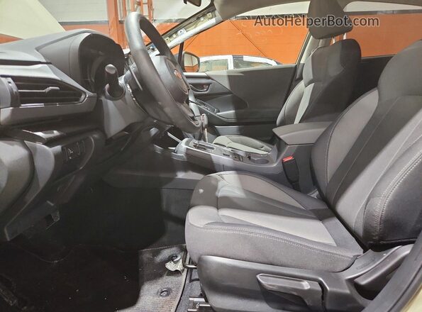 JF2GUHBC4T8202050 2026 SUBARU CROSSTREK Желто-коричневый Вид салона спереди
