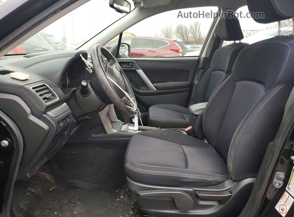 JF2SJABC3GH425177 2016 SUBARU FORESTER 2.5 Black Front interior view