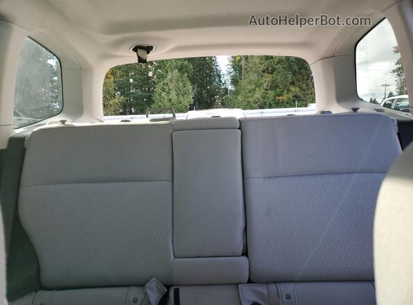 JF2SJAEC7HH565357 2017 SUBARU FORESTER 2.5 Green Հետևի նստատեղերի տեսք