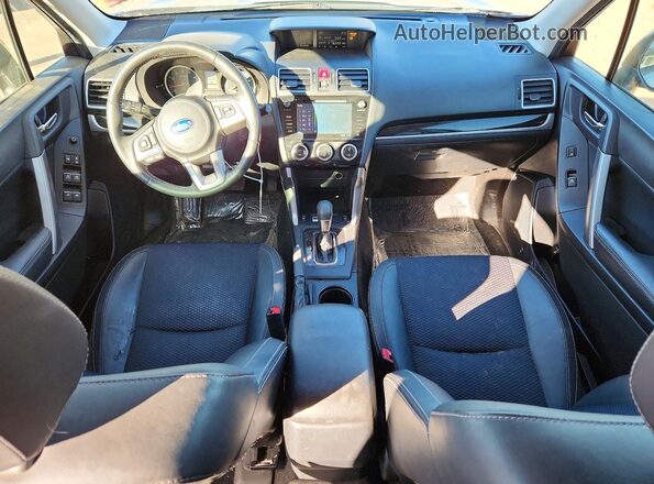 JF2SJAECXJH452346 2018 SUBARU FORESTER 2.5 Серебряный Вид панели приборов