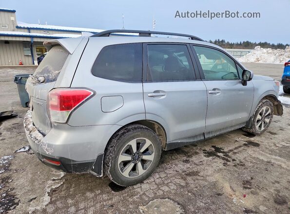 JF2SJAGC2JH456808 2018 SUBARU FORESTER 2.5 Silver Trasero derecho