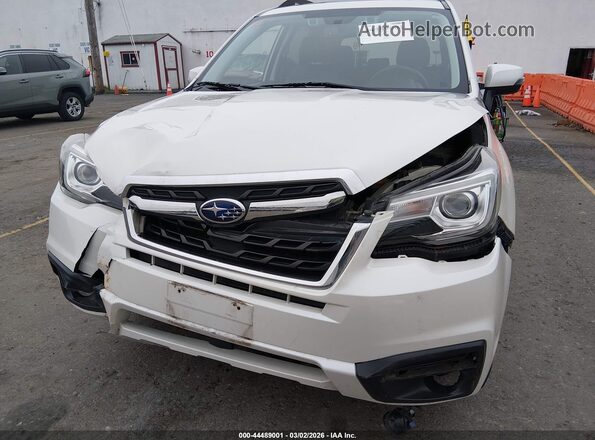 JF2SJAWC0HH571676 2017 SUBARU FORESTER 2.5I TO Белый Вид спереди
